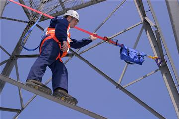 AV-006 - Werken met persoonlijke valbeveiliging - basis